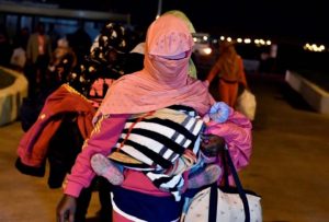 Article : Maltraités en Libye, des migrants ivoiriens sont de retour au pays